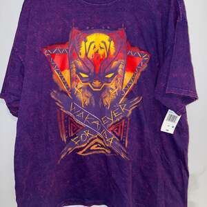 Marvel Black Panther Men's Colorful Geometric Portrait Graphic Tee XXL